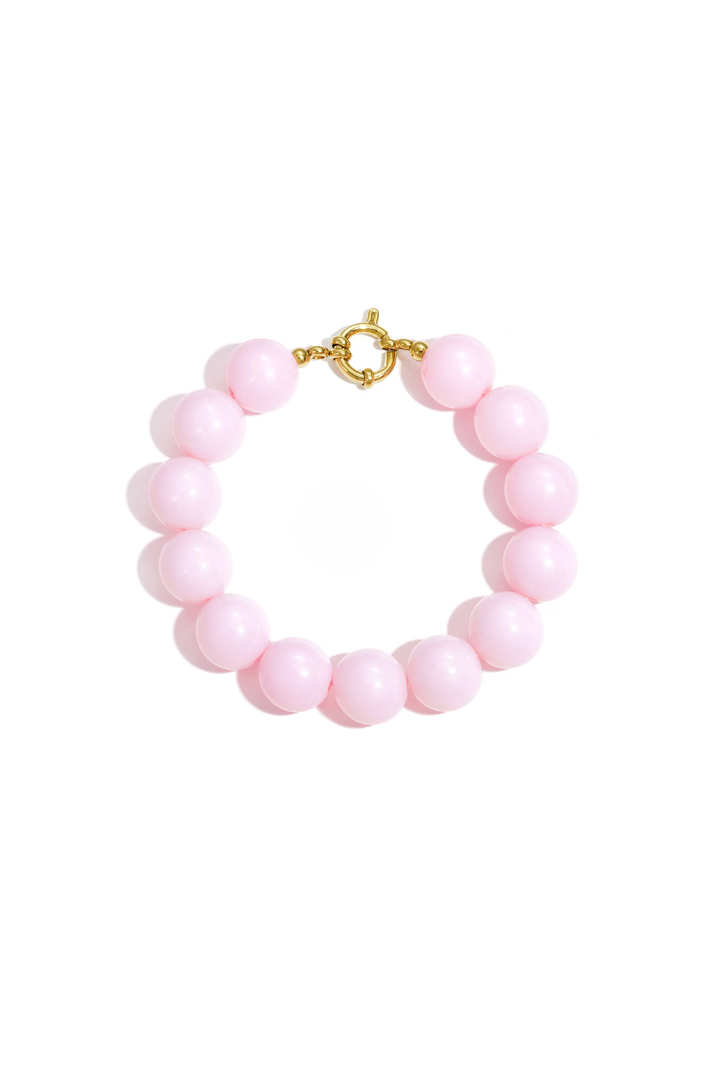 Armband met grote kralen en sluiting aan de voorkant.