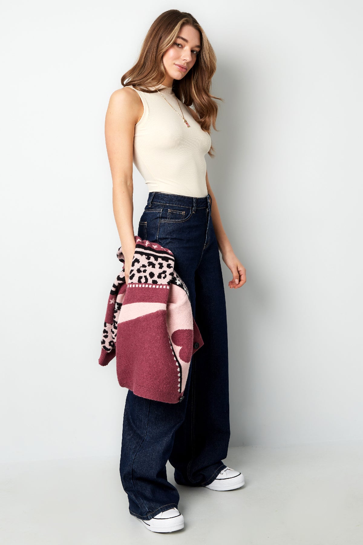 Basic body hoge hals