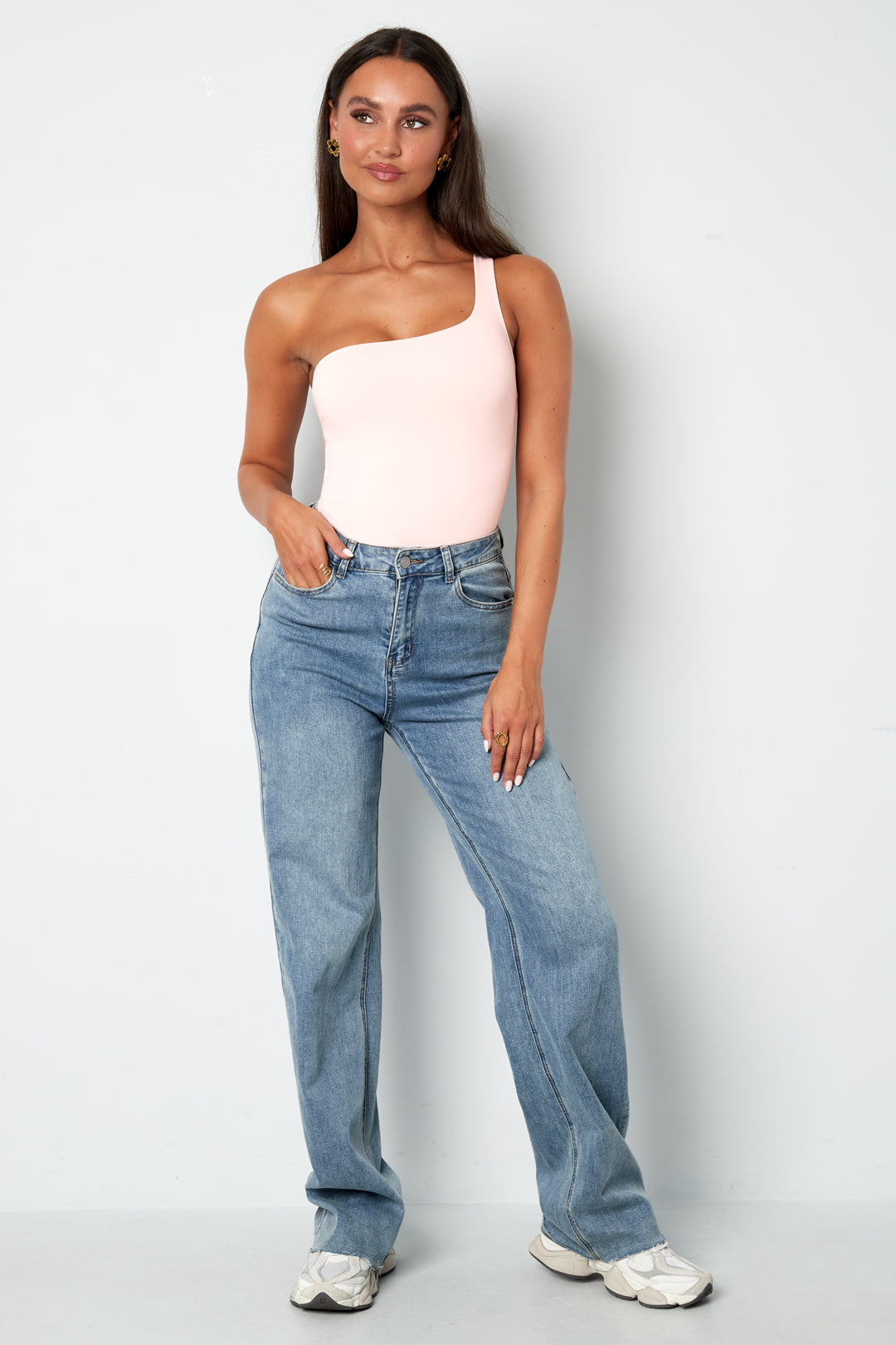 Basis body met één schouder