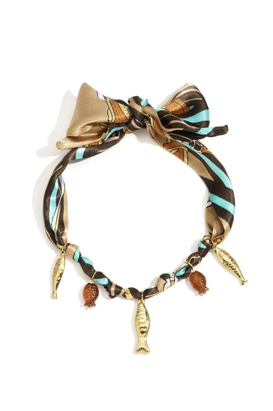 Choker met stoffen band en vis hangersRojaluxe