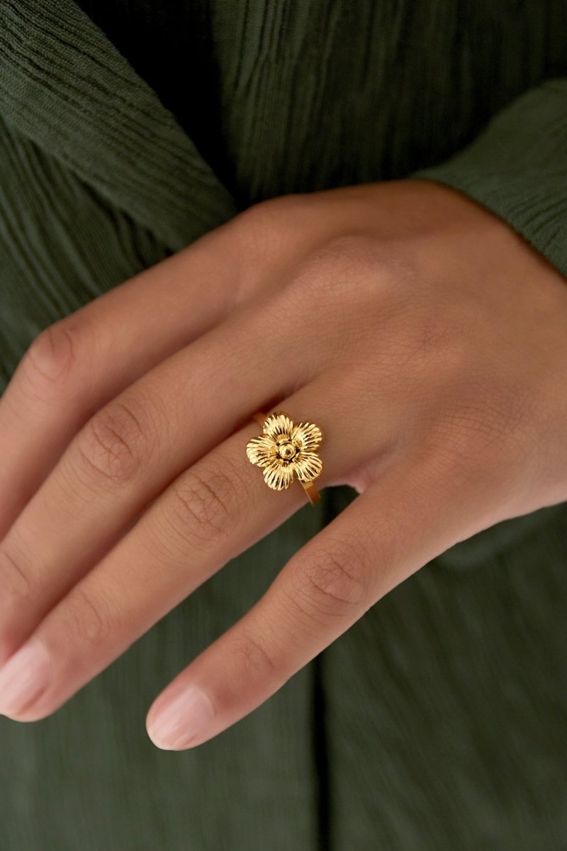 Daisy ringRojaluxe