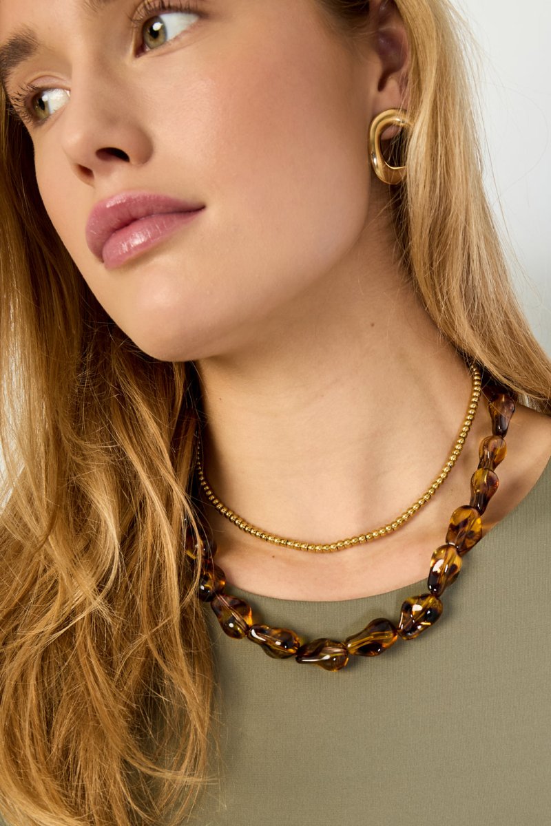 Ketting met amberkleurige kralenRojaluxe