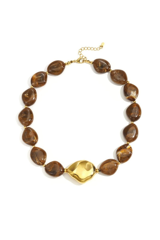 Ketting met organische kralen en gouden hanger - 3 kleurenRojaluxe