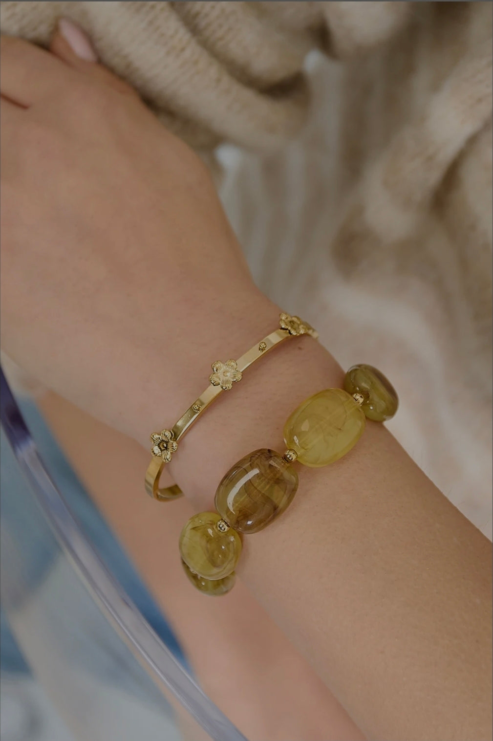 Bangle Armband met Bloem - 2 kleuren