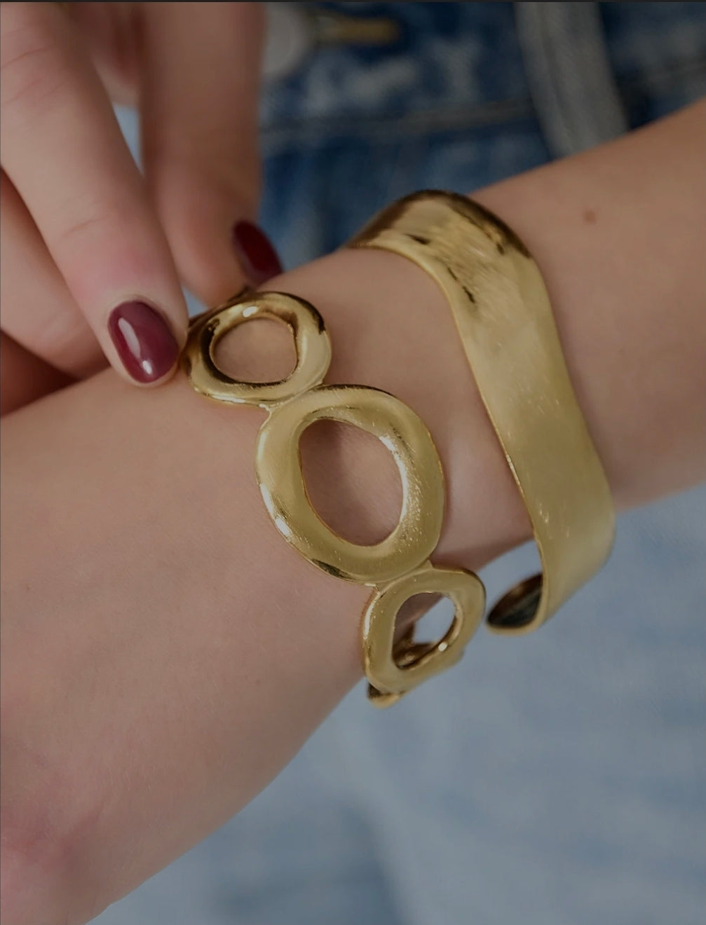 Open armband met organische vormen - 2 kleuren