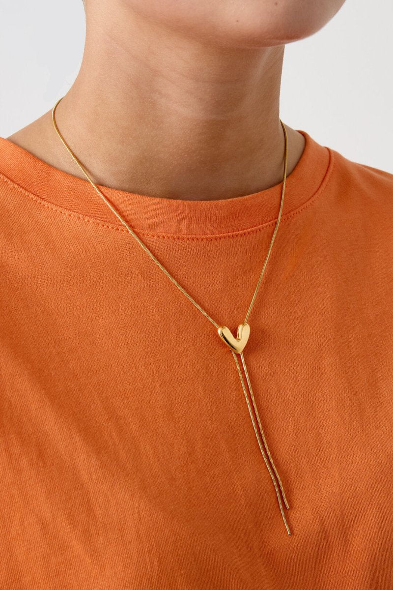 Roestvrijstalen hangerkettingen met hartvormige hanger, casual en eenvoudig model, dames sieraden.Rojaluxe