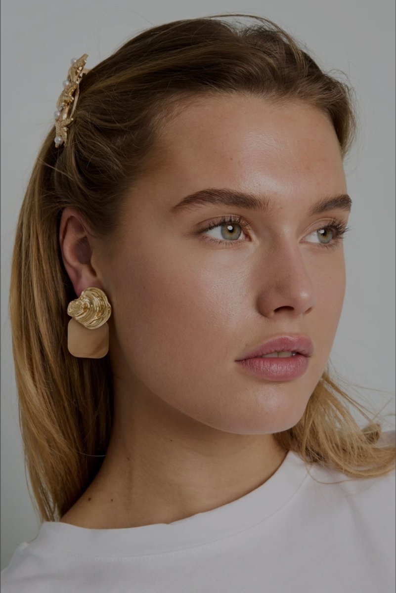 Sculpted Stud OorbellenRojaluxe