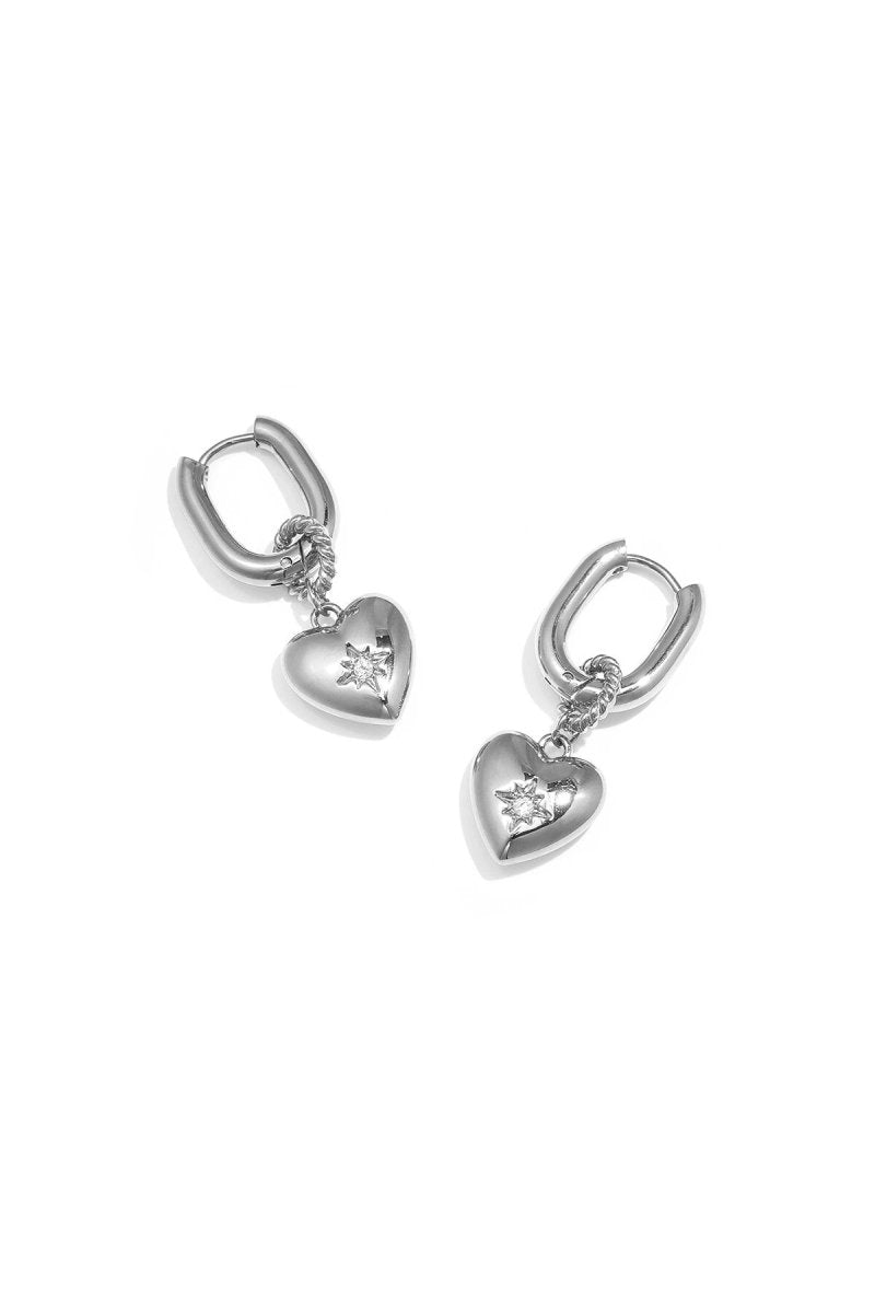 Squoval oorbellen met hart hanger en steentjeRojaluxe