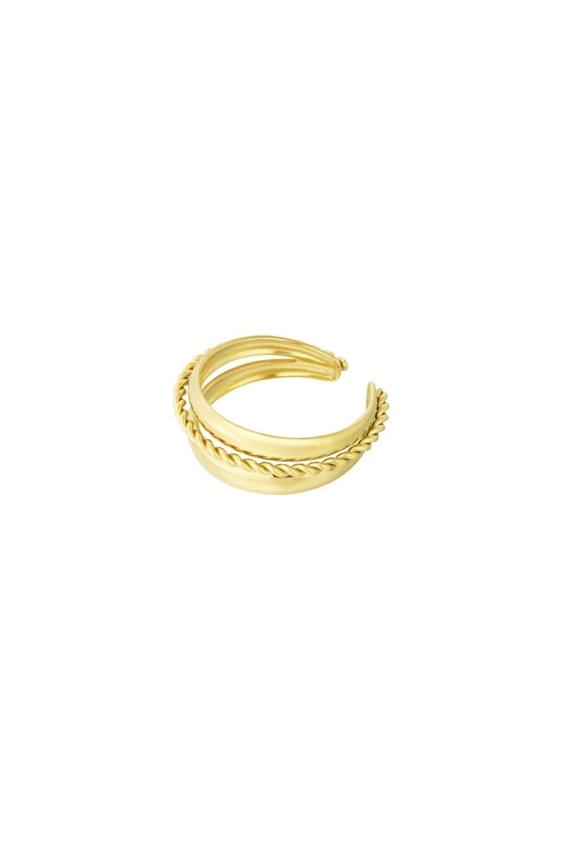 triple rings ringRojaluxe