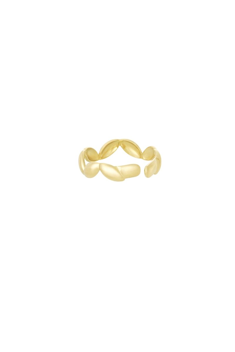 wavy wonder ringRojaluxe